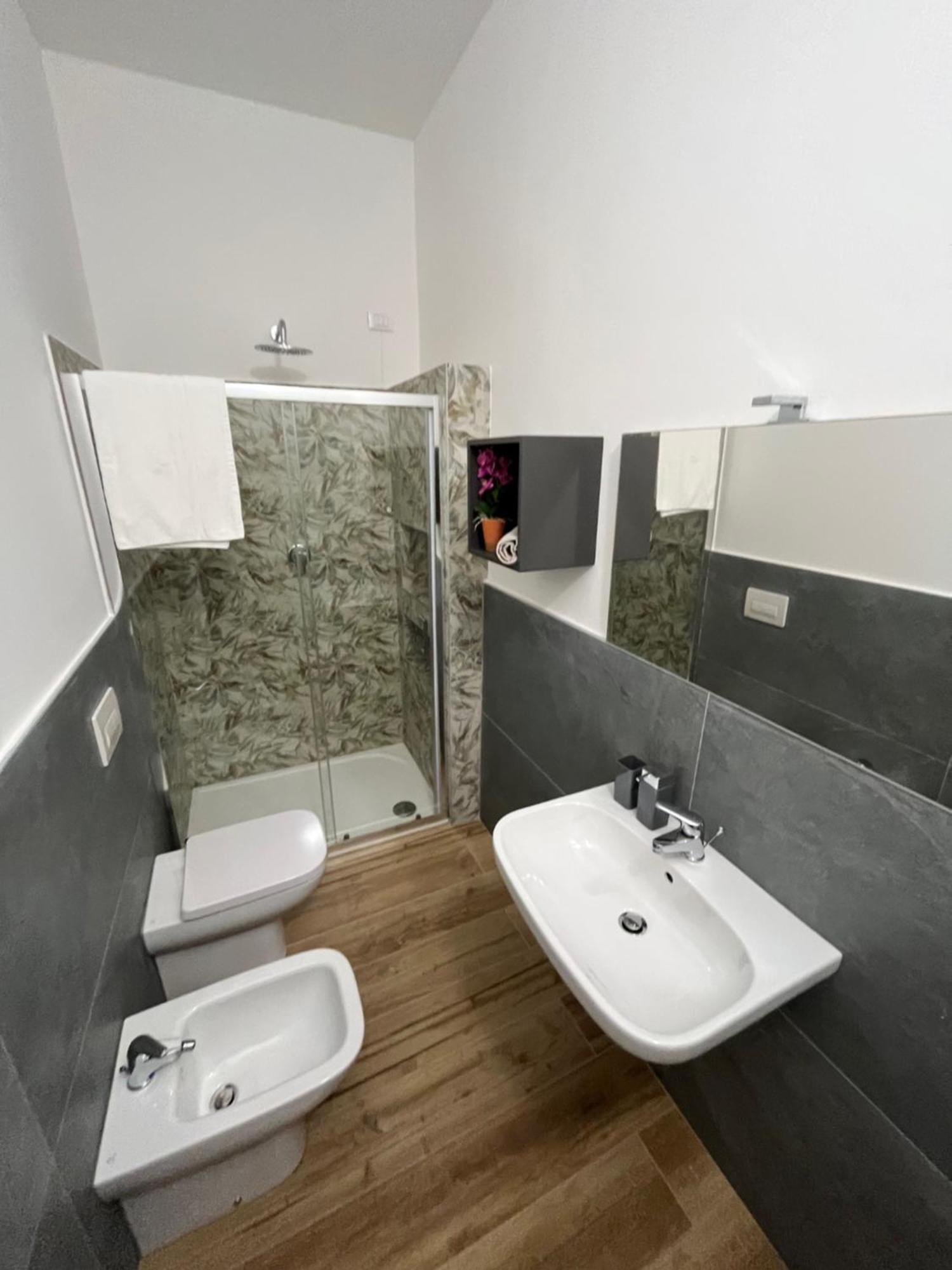 Апартаменти San Gervasio House Капріате-Сан-Джервазіо Екстер'єр фото